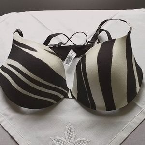 NWT La Senza lightly padded bra